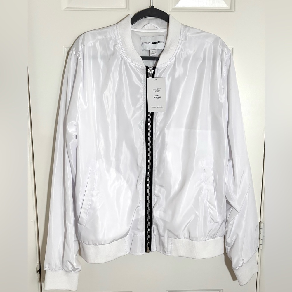 Men’s Large “Fashion Nova” White Essential Nylon Bomber Jacket (NWT)